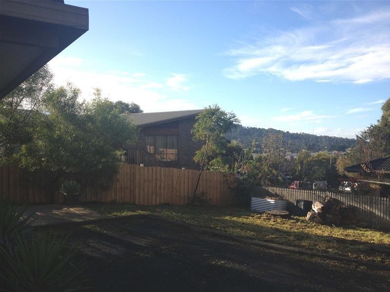 2/19 Willowbend Road, Kingston TAS 7050