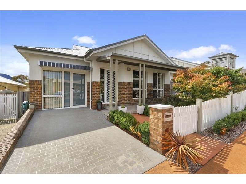 4 Alfreds Garden, Kingston TAS 7050