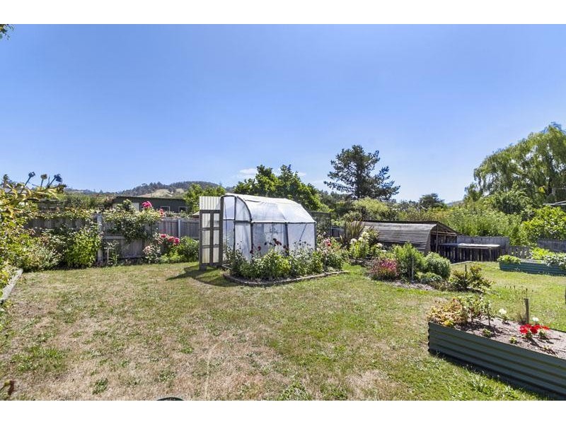4 Silver Hill Road, Cygnet TAS 7112