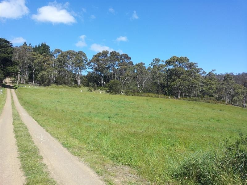 3 Walters Road, Wattle Grove TAS 7109