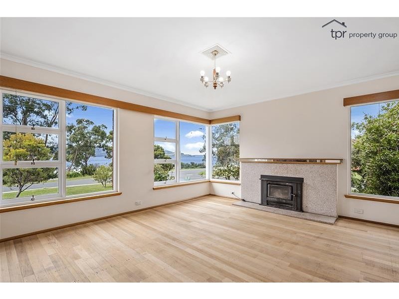 17 Pearsall Street, Snug TAS 7054