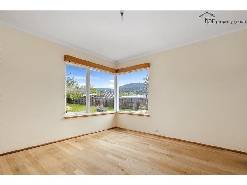 17 Pearsall Street, Snug TAS 7054