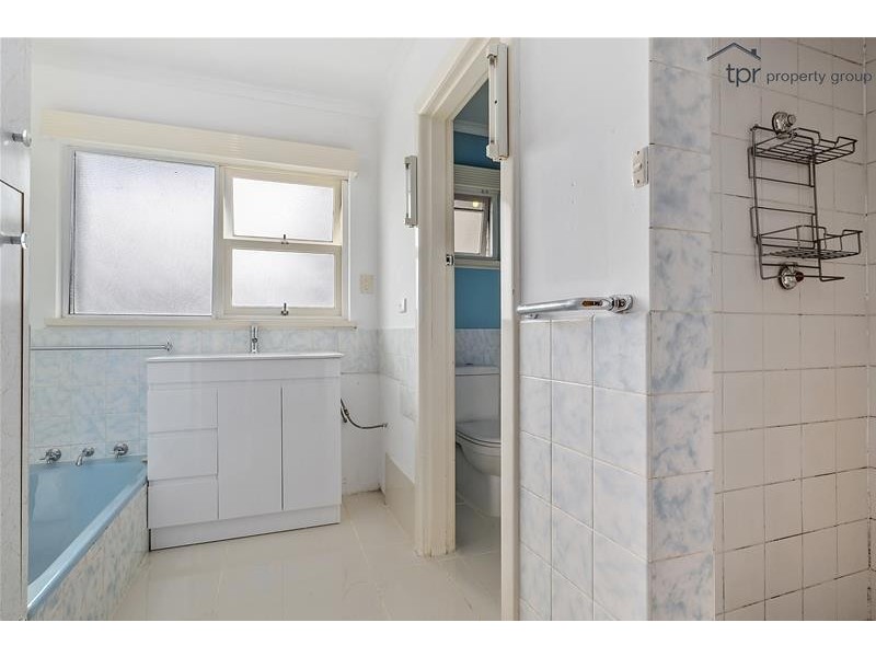 17 Pearsall Street, Snug TAS 7054