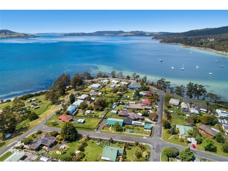 17 Pearsall Street, Snug TAS 7054