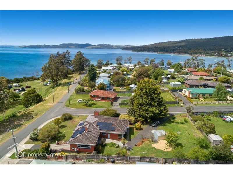 17 Pearsall Street, Snug TAS 7054