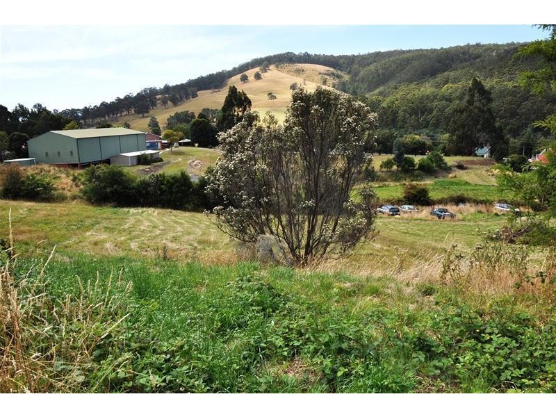 2 Girardin Way, Dover TAS 7117