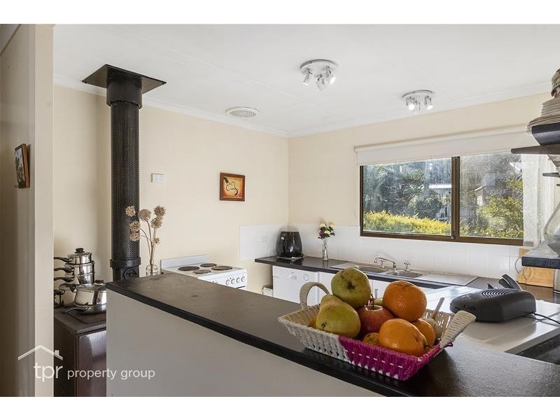 6-8 Challis Crescent, Deep Bay TAS 7112