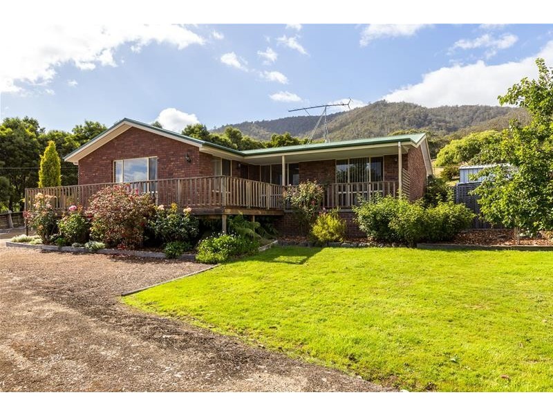 16 Kallista Drive, Huonville TAS 7109