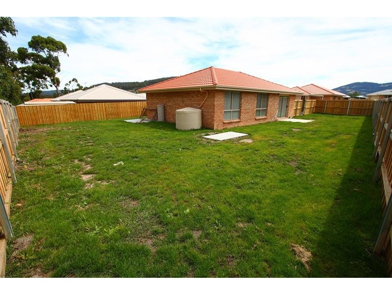 2/9 Knopwood Lane, Huonville TAS 7109