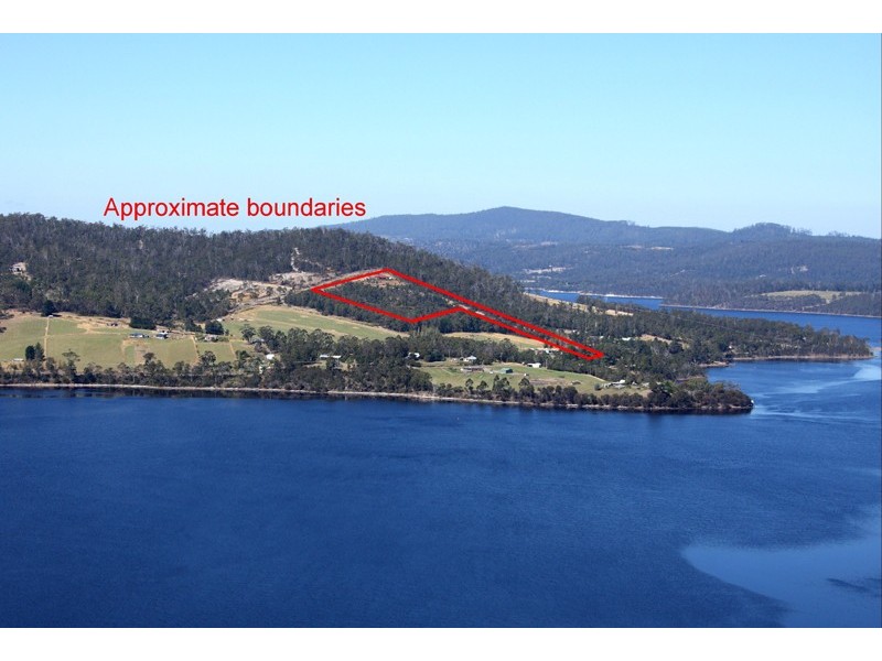 902A Cygnet Coast Road, Wattle Grove TAS 7109