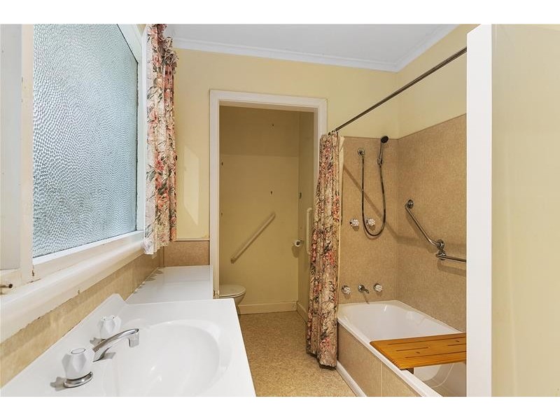 24 Scenic Hill Road, Huonville TAS 7109