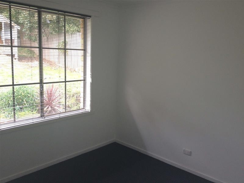 2/19 Willowbend Road, Kingston TAS 7050