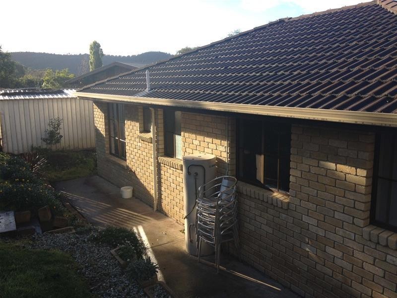 2/19 Willowbend Road, Kingston TAS 7050