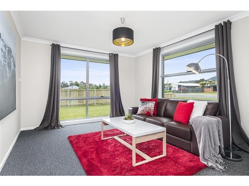 8 Ellison Street, Huonville TAS 7109