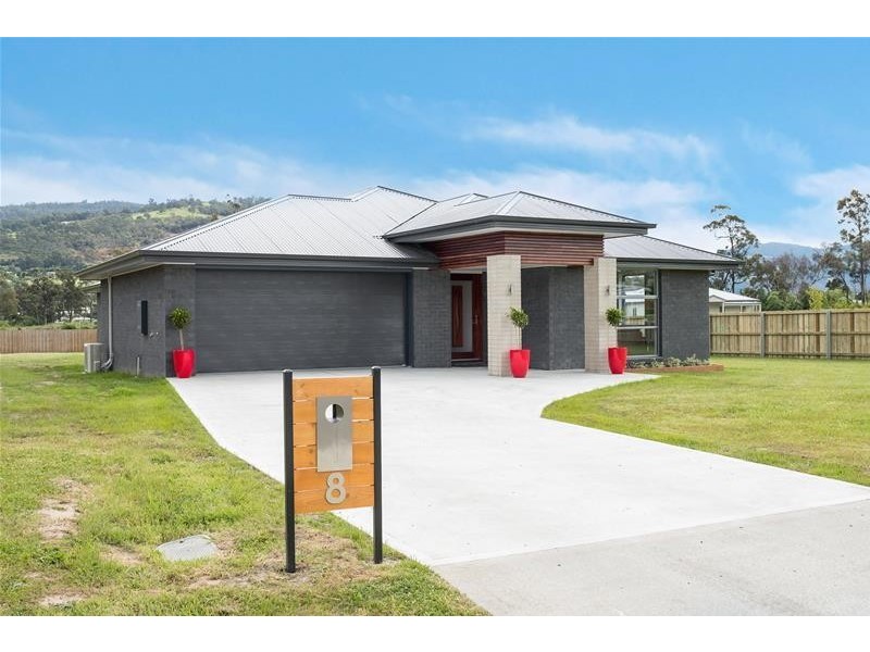 8 Ellison Street, Huonville TAS 7109