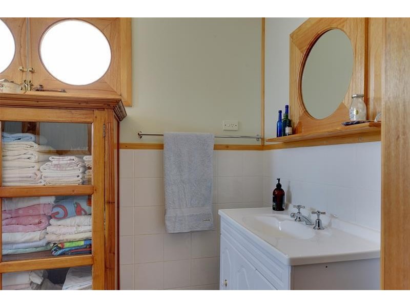 5 New Road, Franklin TAS 7113