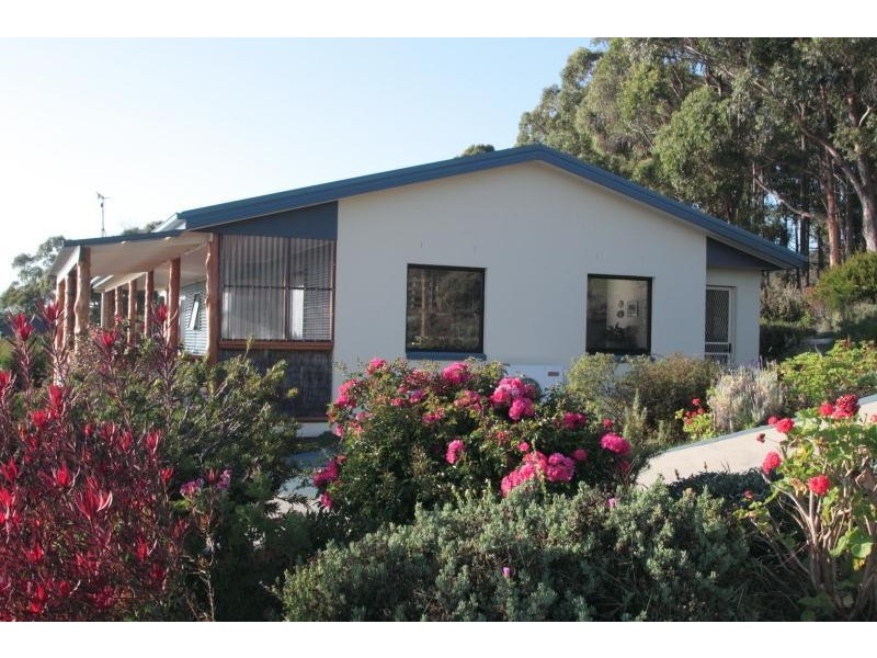 25 Klasen Road, Police Point TAS 7116