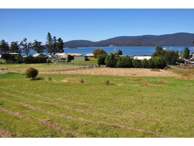 17 Fritton Drive, Dover TAS 7117