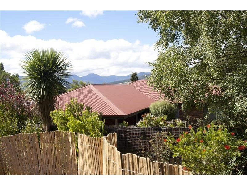 2/13 Scenic Hill Road, Huonville TAS 7109