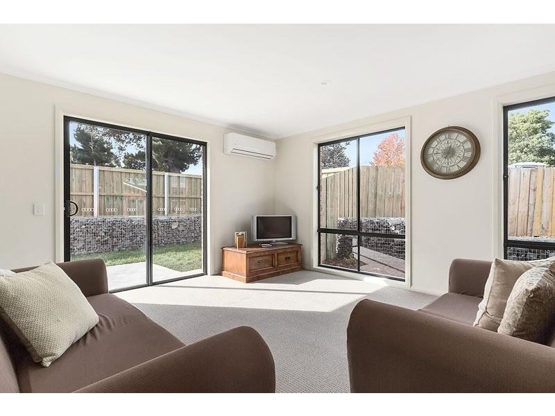 8/4 Walton Street, Huonville TAS 7109