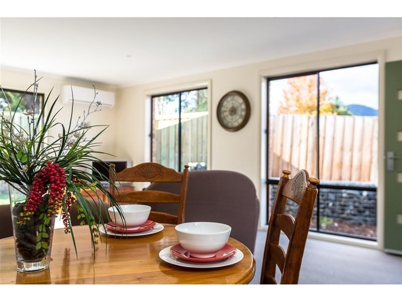 8/4 Walton Street, Huonville TAS 7109