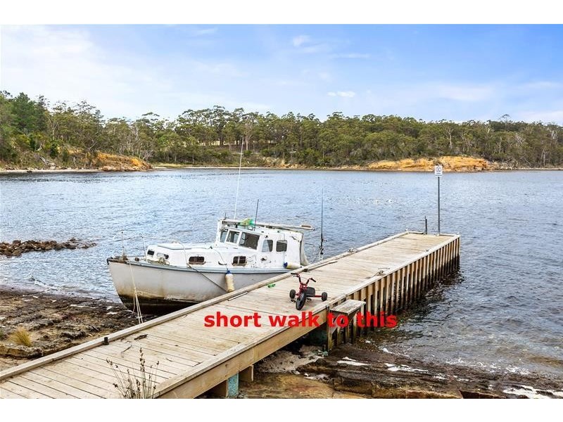 20 Sandrock Loop, Abels Bay TAS 7112