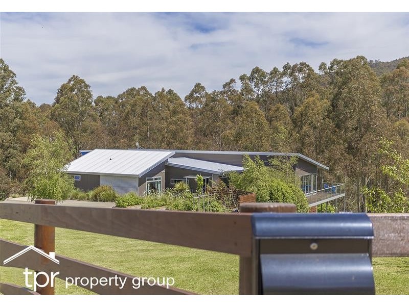 Mountain River TAS 7109