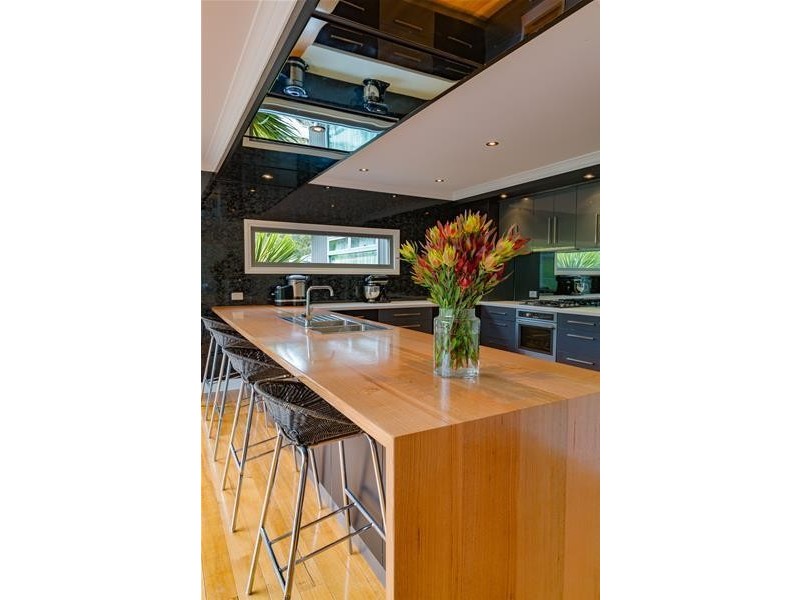 Mountain River TAS 7109