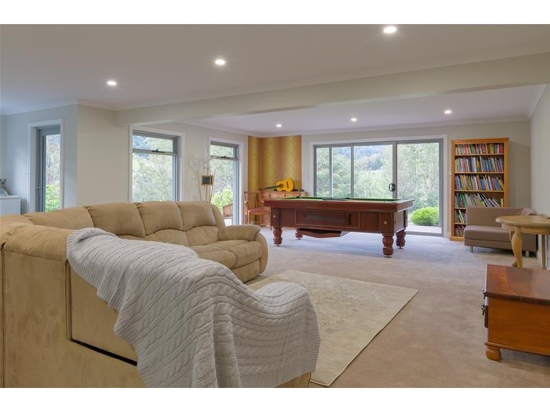 Mountain River TAS 7109