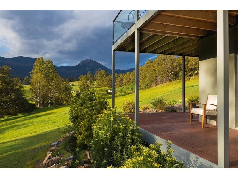 Mountain River TAS 7109