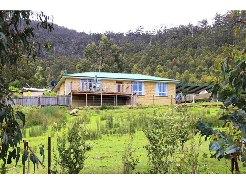 65 Sharpes Road, Crabtree TAS 7109