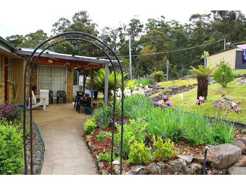 65 Sharpes Road, Crabtree TAS 7109