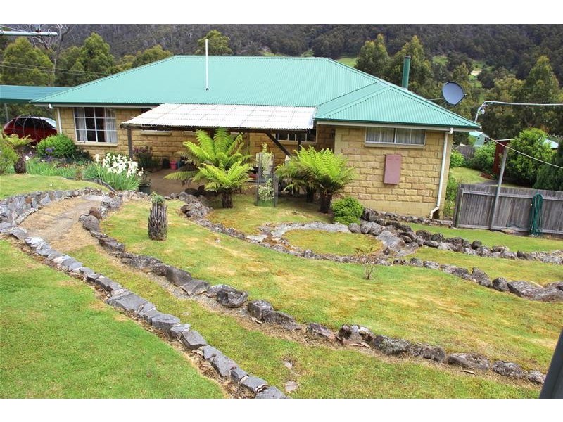 65 Sharpes Road, Crabtree TAS 7109