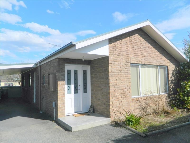 2/18 Shield Street, Huonville TAS 7109