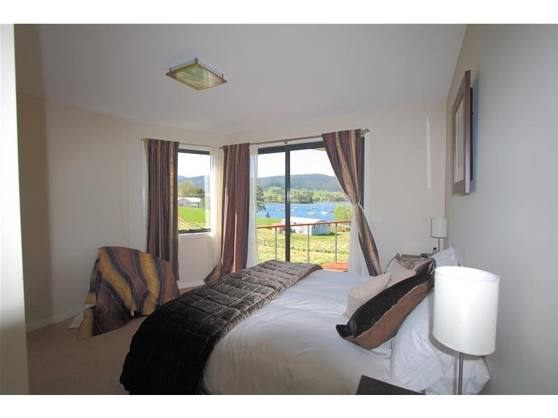 6 Brookdale Close, Cygnet TAS 7112