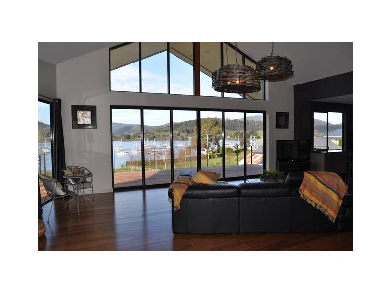 6 Brookdale Close, Cygnet TAS 7112