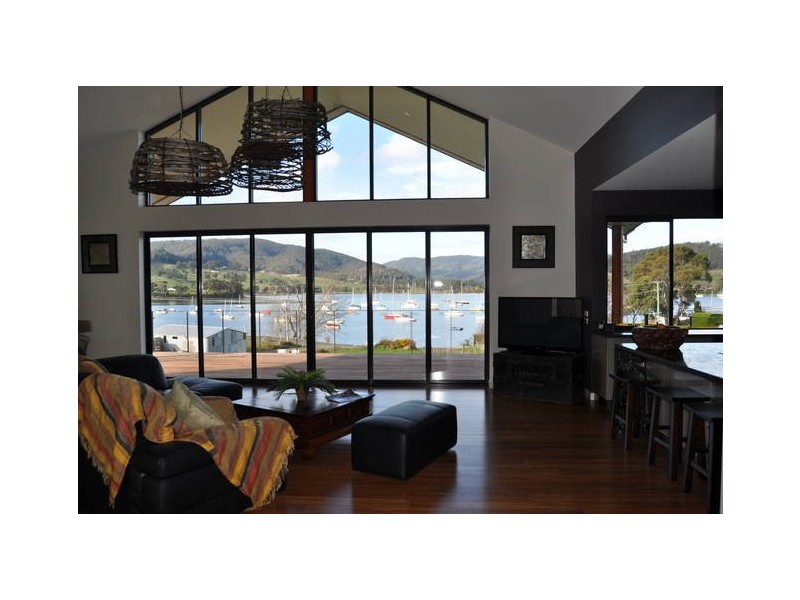 6 Brookdale Close, Cygnet TAS 7112