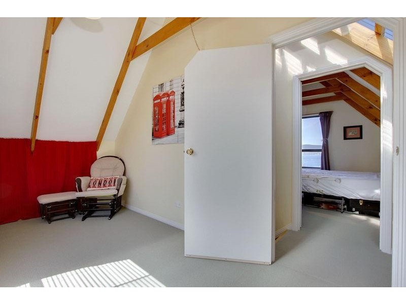 42 Chuter Street, Deep Bay TAS 7112