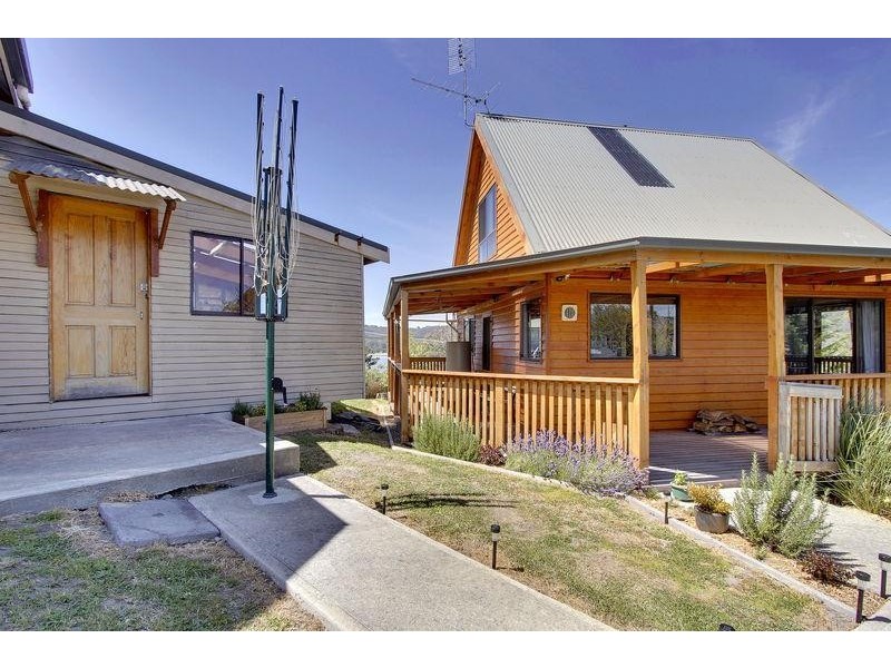 42 Chuter Street, Deep Bay TAS 7112