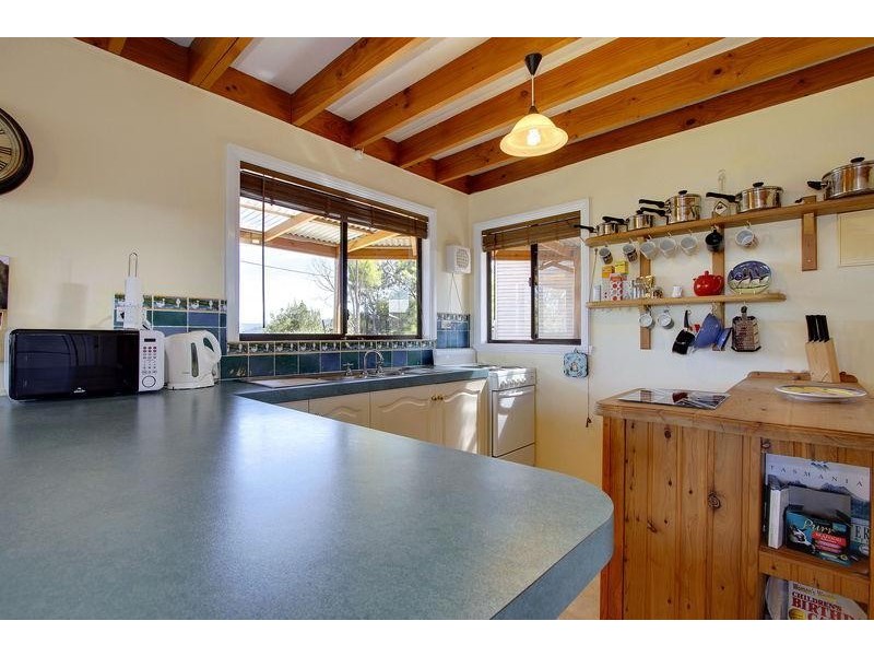 42 Chuter Street, Deep Bay TAS 7112