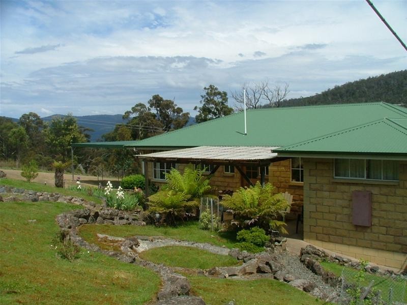 65 Sharpes Road, Crabtree TAS 7109