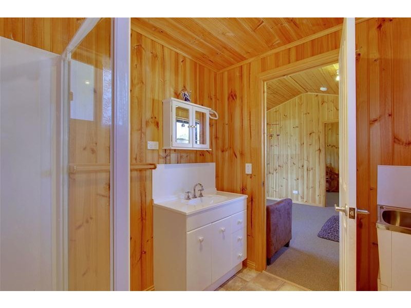 4894 Huon Highway, Geeveston TAS 7116