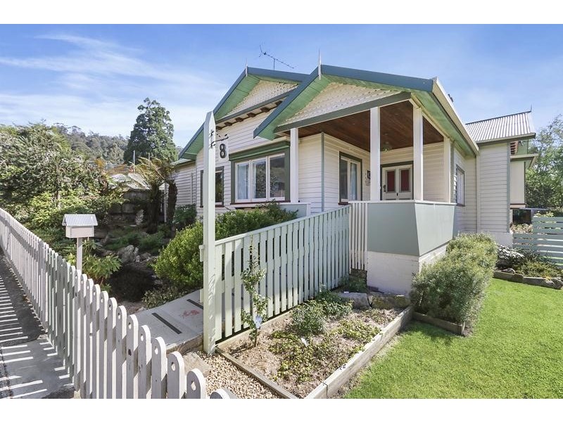 8 New Road, Franklin TAS 7113