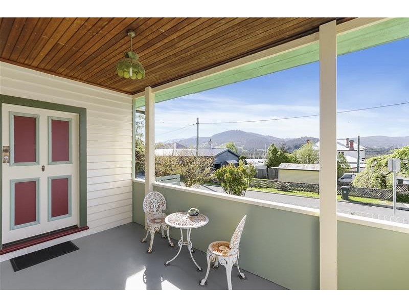 8 New Road, Franklin TAS 7113