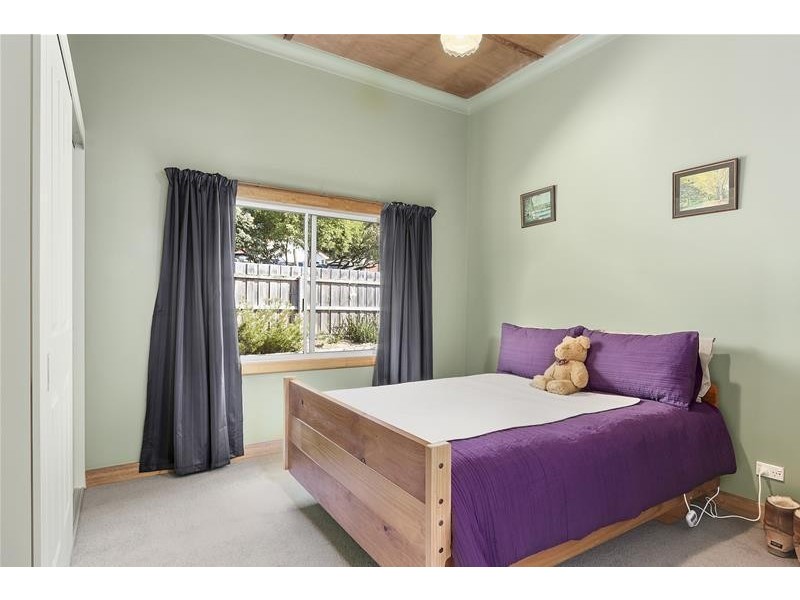 8 New Road, Franklin TAS 7113