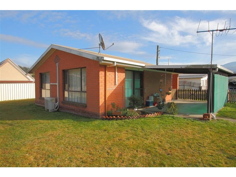 2/17 Stride Street, Huonville TAS 7109