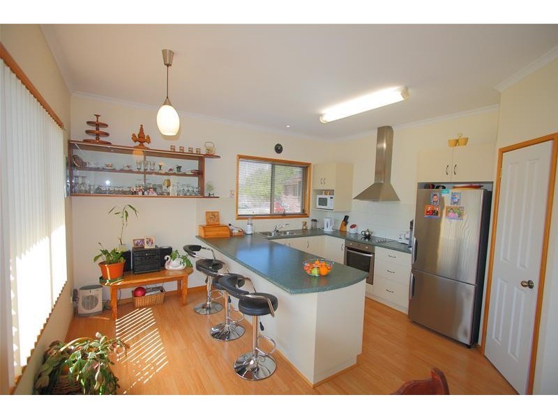 2 Old Apple Court, Huonville TAS 7109