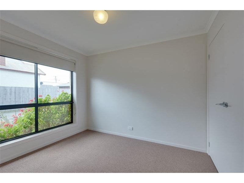 2/105 Main Street, Huonville TAS 7109