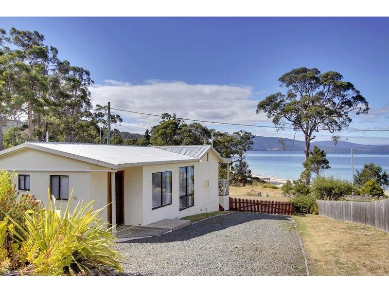 12 Westwood Avenue, Verona Sands TAS 7112