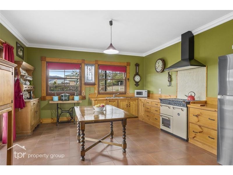 8 Elizabeth Street, Cygnet TAS 7112